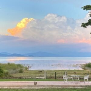 Casa Paradise (Lakefront)